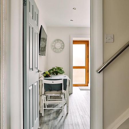 Villa Family Town House Belfast Exterior foto